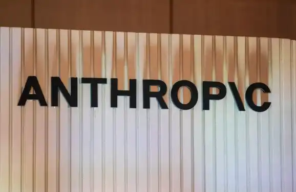 Anthropic的地球最强AI强到让华尔街紧急开会，有「解药」的摩根大通却缺席了