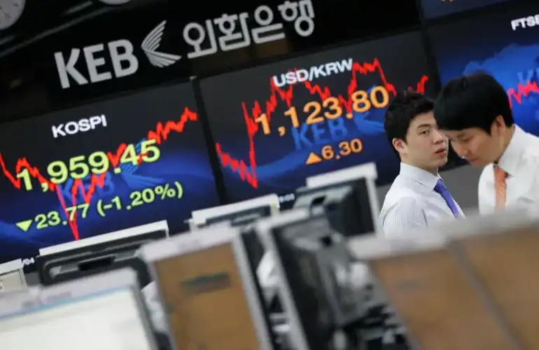 韩国「黄金时代」亲历者:外资赚钱,散户接盘
