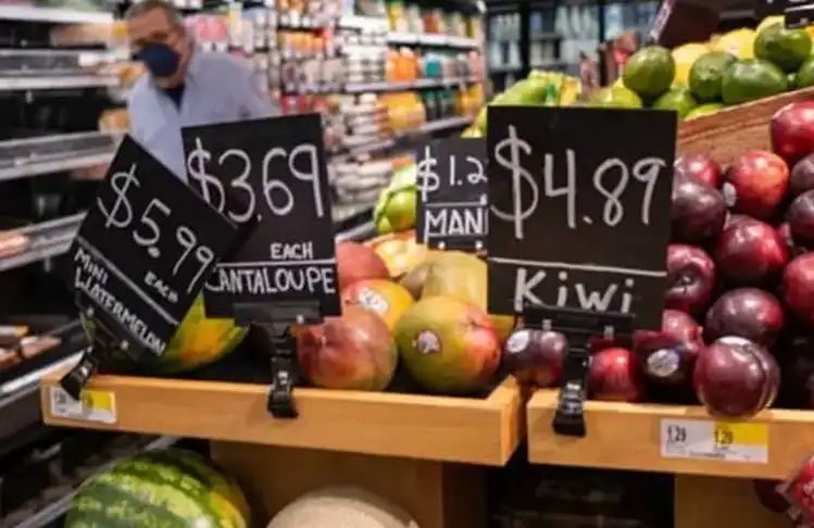 Người Mỹ nói rằng giá cả đã đắt đỏ đến mức không thể sống nổi, và nguyên nhân chính là việc đầu tư 700 tỷ USD vào trí tuệ nhân tạo